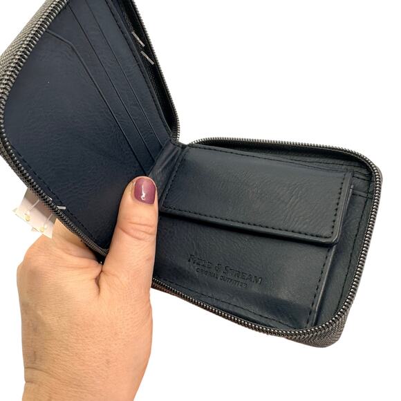 Gray Mens Field & Stream Buxton RFID Distressed Canvas/Leather Bi-Fold Wallet - Picture 3 of 4